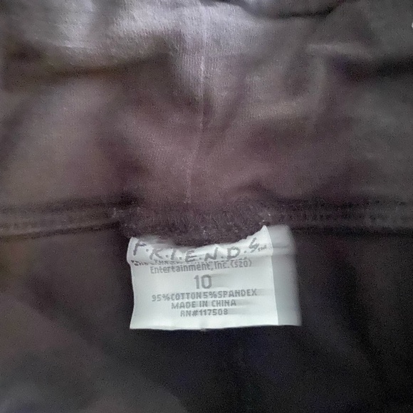 Friends children tights are a size 10. - Picture 4 of 7